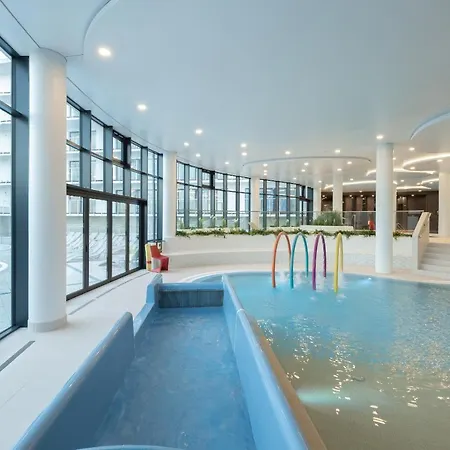 Polanki Aqua Apartment With Parking By Renters Prestige Kolobrzeg Exterior photo