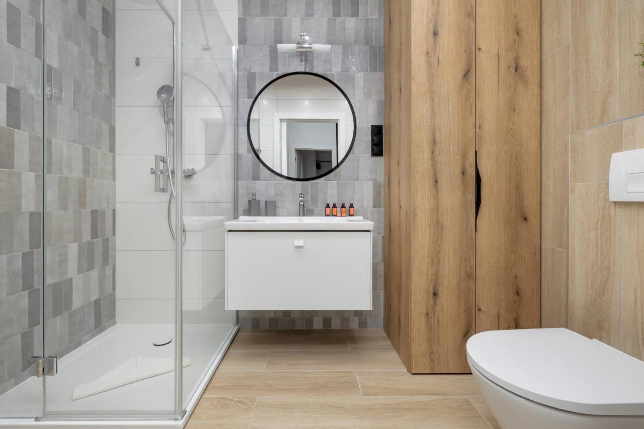 Apartment Polanki Aqua With Parking By Renters Prestige